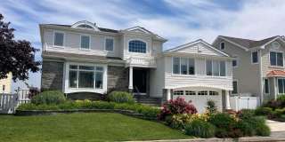 7801 Bayshore Dr 7801 Bayshore Dr Photo Gallery 1