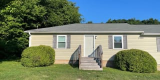 1408-A Potter Dr 1408-A Potter Dr Photo Gallery 1