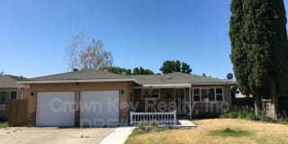 998 Sapphire Way 998 Sapphire Way Photo Gallery 1