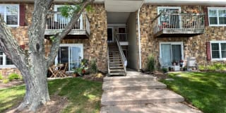 26 BARBERRY COURT 26 BARBERRY COURT Photo Gallery 1