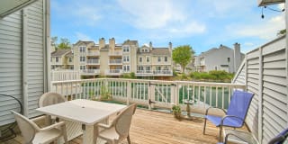 3361 LAKESIDE VIEW DR #8-7 3361 LAKESIDE VIEW DR #8-7 Photo Gallery 1