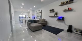 7825 NW 104th Ave 7825 NW 104th Ave Photo Gallery 1