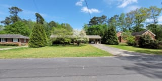 145 Manning Dr 145 Manning Dr Photo Gallery 1