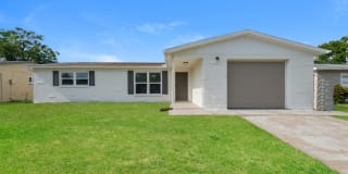 6304 Bonaire Avenue 6304 Bonaire Avenue Photo Gallery 1