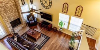 2201 Lakeway BLVD 2201 Lakeway BLVD Photo Gallery 1