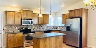 312 Kirkland Ln 312 Kirkland Ln Photo Gallery 1