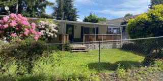 3061 Se Maple St 3061 Se Maple St Photo Gallery 1
