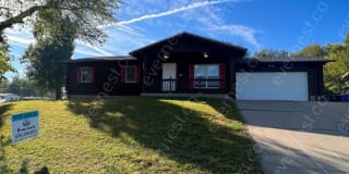 44 Mohan Dr 44 Mohan Dr Photo Gallery 1