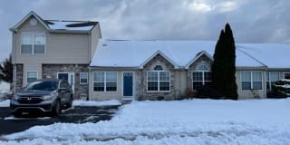 28 Johns Dr 28 Johns Dr Photo Gallery 1