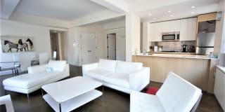 211 East 51st Street 211 East 51st Street Photo Gallery 1