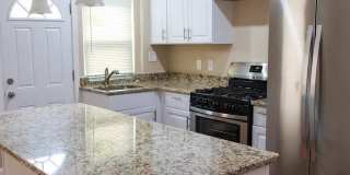 2927 CLEARVIEW AVENUE 2927 CLEARVIEW AVENUE Photo Gallery 1