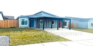 405 Dawson Ln 405 Dawson Ln Photo Gallery 1