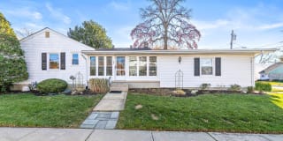 428 Burlington Avenue 428 Burlington Avenue Photo Gallery 1