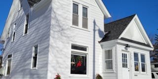 223 E Wilson St 223 E Wilson St Photo Gallery 1