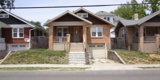 1413 E Walnut St 1413 E Walnut St Photo Gallery 1