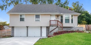 16712 Spring Valley Road 16712 Spring Valley Road Photo Gallery 1
