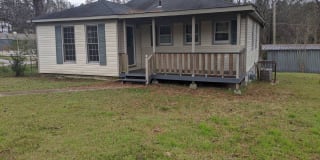 2041 E Lake Blvd 2041 E Lake Blvd Photo Gallery 1