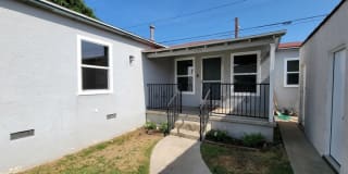 117 1/2 W Greenwood Ave 117 1/2 W Greenwood Ave Photo Gallery 1