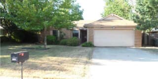 2100 Pebble Creek Blvd 2100 Pebble Creek Blvd Photo Gallery 1