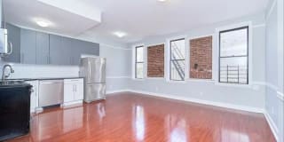 196 Seventh Avenue 196 Seventh Avenue Photo Gallery 1