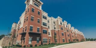 3343 Memorial Blvd. 3343 Memorial Blvd. Photo Gallery 1