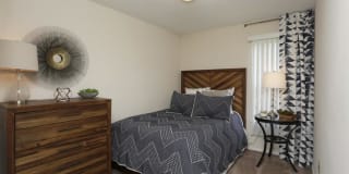 River Crest Apartments River Crest Apartments Photo Gallery 1