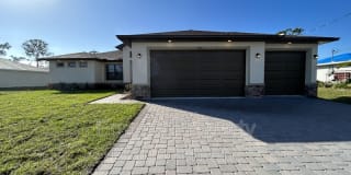 2100 NE 33rd Ter 2100 NE 33rd Ter Photo Gallery 1
