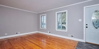 3742 W North Shore Ave 3742 W North Shore Ave Photo Gallery 1