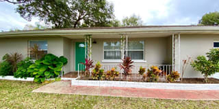1881 Sharondale Dr. 1881 Sharondale Dr. Photo Gallery 1