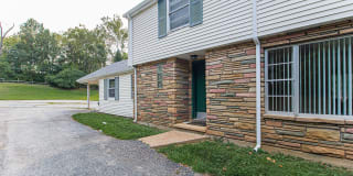 1131 Lindbergh Blvd 1131 Lindbergh Blvd Photo Gallery 1