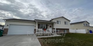 2077 W 1835 N 2077 W 1835 N Photo Gallery 1