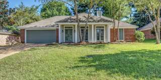 208 Chesnut Drive 208 Chesnut Drive Photo Gallery 1