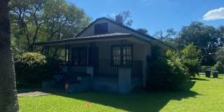 1332 N. Bronough Street. 1332 N. Bronough Street. Photo Gallery 1