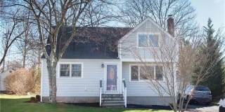 145 Tuckahoe Lane 145 Tuckahoe Lane Photo Gallery 1