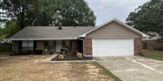 10 Sandstone Dr 10 Sandstone Dr Photo Gallery 1