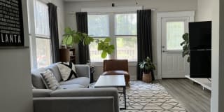 1442 Woodbine Avenue SE 1442 Woodbine Avenue SE Photo Gallery 1
