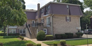 120 FAIRVIEW AVE 120 FAIRVIEW AVE Photo Gallery 1
