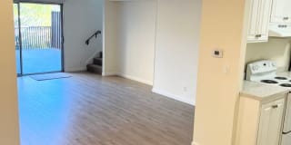 170 Upper Via Casitas #3 170 Upper Via Casitas #3 Photo Gallery 1