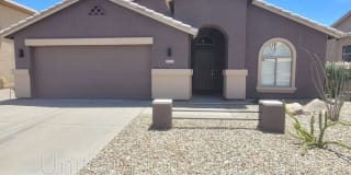 10255 E Carmel Ave 10255 E Carmel Ave Photo Gallery 1