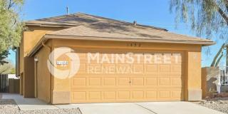 1452 West Kennington Avenue 1452 West Kennington Avenue Photo Gallery 1