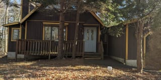 7727 Apple Ln 7727 Apple Ln Photo Gallery 1