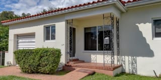 212 Ponce De Leon Blvd 212 Ponce De Leon Blvd Photo Gallery 1