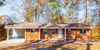 2440 Edgewater Drive SW 2440 Edgewater Drive SW Photo Gallery 1