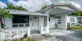 4245 NW 52nd Ave 4245 NW 52nd Ave Photo Gallery 1