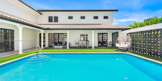 472 Sunset Dr 472 Sunset Dr Photo Gallery 1