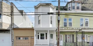 312 E PINE STREET 312 E PINE STREET Photo Gallery 1