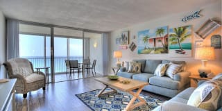 840 Ocean Drive 840 Ocean Drive Photo Gallery 1