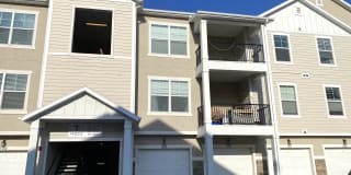 14653 South Astin Lane T-303 14653 South Astin Lane T-303 Photo Gallery 1