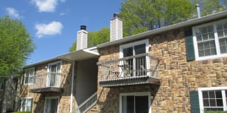 42 CYPRESS COURT 42 CYPRESS COURT Photo Gallery 1