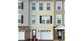 10525 HINTON WAY 10525 HINTON WAY Photo Gallery 1